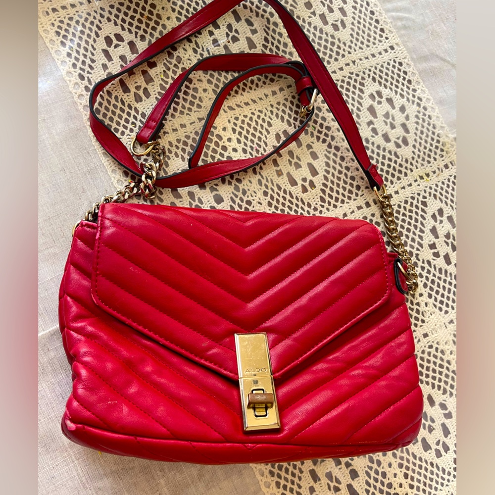 (3 for $19) Well loved Aldo red crossbody